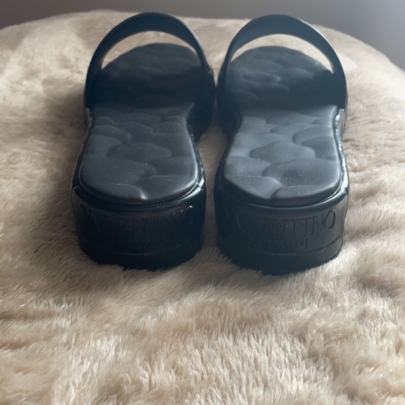 NWT Valentino Slides - Picture 5 of 10